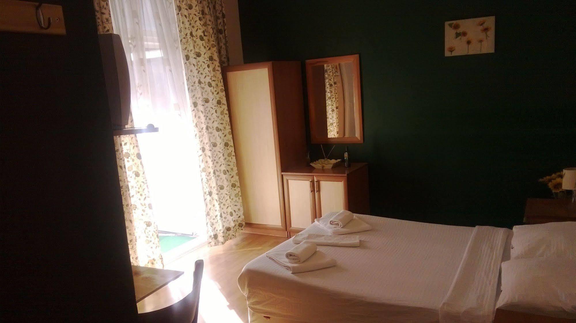 Atici Hotel Анталия Екстериор снимка